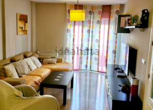 Vivienda de 3 dormitorios en venta en Lomalinda
