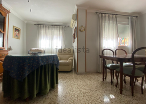 Casa de 4 dormitorios en venta en Maracena