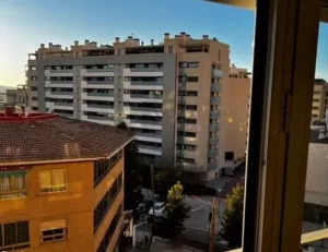 Piso de 4 dormitorios en calle Arabial