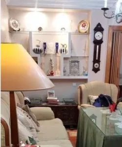 Piso de 4 dormitorios en calle Arabial