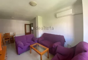 Piso de 4 dormitorios con garaje en Granada