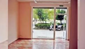 Local en venta en Granada Norte