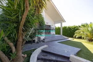 Chalet de 4 dormitorios con piscina en Dílar