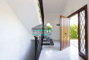Chalet de 4 dormitorios con piscina en Dílar