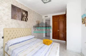 Chalet de 4 dormitorios con piscina en Dílar