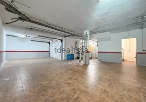 Chalet de 4 dormitorios con piscina en Dílar