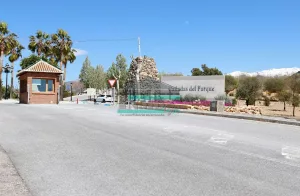 Chalet de 4 dormitorios con piscina en Dílar
