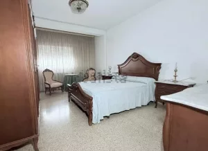 Piso de 3 dormitorios para inversión en Granada