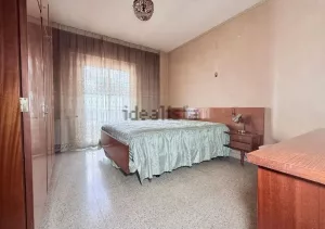 Piso de 3 dormitorios para inversión en Granada