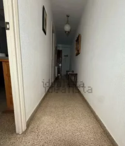 Piso de 3 dormitorios para inversión en Granada