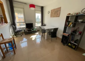 Piso de 1 dormitorio con piscina en Granada centro