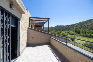 Casa de 4 dormitorios en Carretera de la Sierra