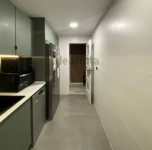 Piso de 3 dormitorios con piscina en Gójar