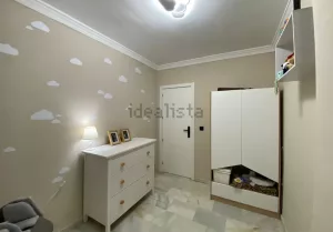 Piso de 3 dormitorios con piscina en Gójar