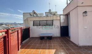 Dúplex de 2 dormitorios con terraza en Peligros