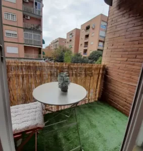 Piso para 3 estudiantes en La Chana
