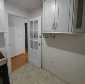 Piso para 3 estudiantes en La Chana