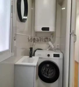 Piso para 3 estudiantes en La Chana