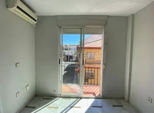 Piso de 3 dormitorios con garaje en Armilla