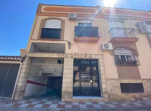 Piso de 3 dormitorios con garaje en Armilla