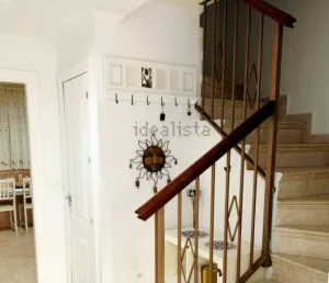 Casa con garaje en venta en Láchar