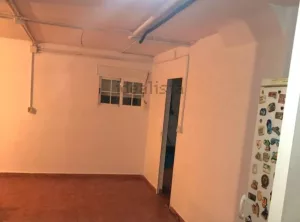 Casa con garaje en venta en Láchar