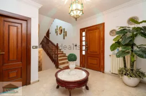 Chalet independiente con piscina en Las Gabias