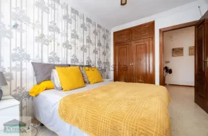 Chalet independiente con piscina en Las Gabias