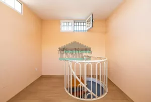 Casa de 4 dormitorios con patio en Granada centro