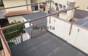 Casa reformada de 4 dormitorios en La Zubia