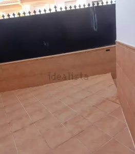 Casa reformada de 4 dormitorios en Atarfe