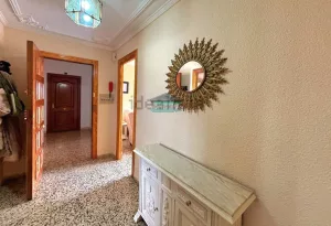 Ático de alquiler para estudiantes con terraza