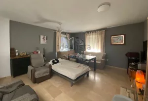 Chalet de 4 dormitorios en Gójar