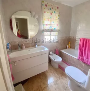 Casa en venta de 3 dormitorios en Atarfe