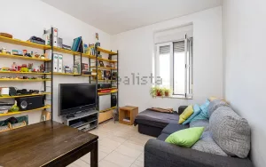 Piso de 5 dormitorios en Granada centro
