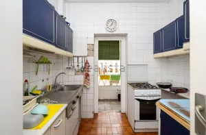 Piso de 5 dormitorios en Granada centro