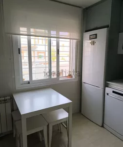 Chalet reformado con 5 dormitorios en Atarfe