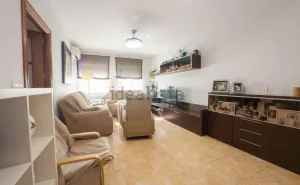 Piso de 3 dormitorios con terraza en Peligros