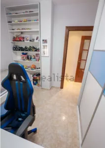 Piso de 3 dormitorios con terraza en Peligros