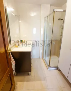 Piso de 3 dormitorios con terraza en Peligros