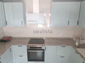 Casa de 5 dormitorios en venta en Atarfe