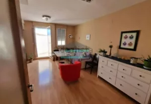 Piso reformado de 2 dormitorios en Atarfe
