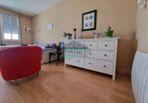 Piso reformado de 2 dormitorios en Atarfe