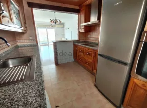 Piso de 2 dormitorios en La Zubia