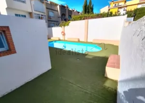 Piso de 2 dormitorios en La Zubia