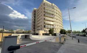 Piso de alquiler con 3 dormitorios en Granada