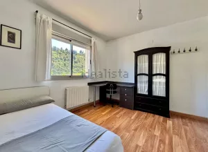 Chalet reformado de 4 dormitorios en Carretera de la Sierra