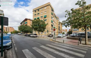 Piso de 3 dormitorios en Avenida de Cádiz