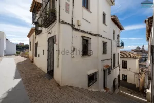 Local en venta con vistas a la Alhambra