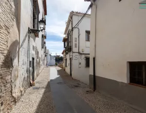 Local en venta con vistas a la Alhambra
